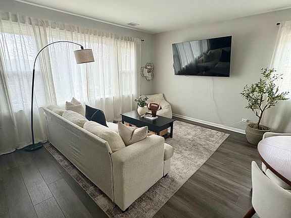 4th image of 5760 W Park Ave APT 2