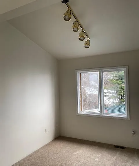 Mountainside Village Dr — Photo 34