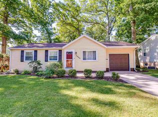 1444 Woodcrest Dr, South Bend, IN 46617