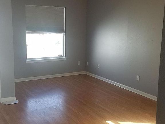 2nd image of 2800 Gwendolen Ct