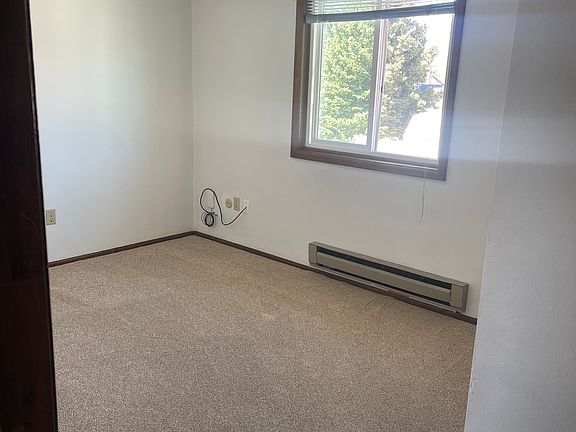 4th image of 5400 Imperial Ct #5406