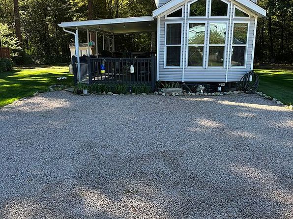 118 Dunns Corner Rd #239