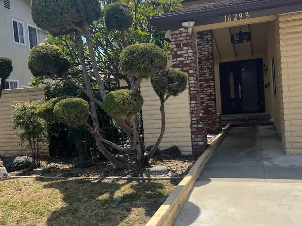 16293 Mount Dana Cir, Fountain Valley, CA 92708