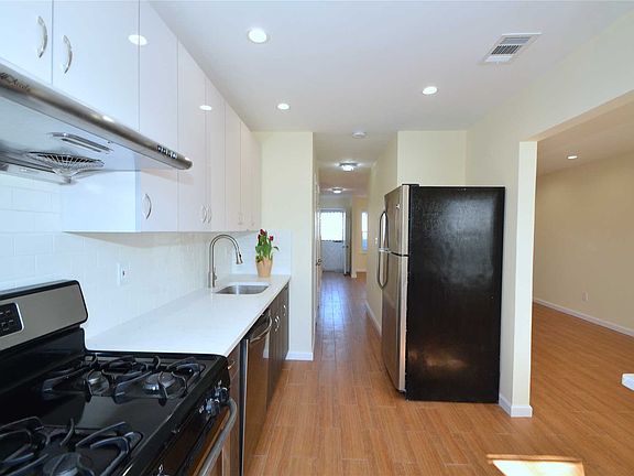 5th image of 2931 Grand Ave Unit 14