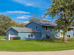 26W342 Bud Ct, Wheaton, IL 60187