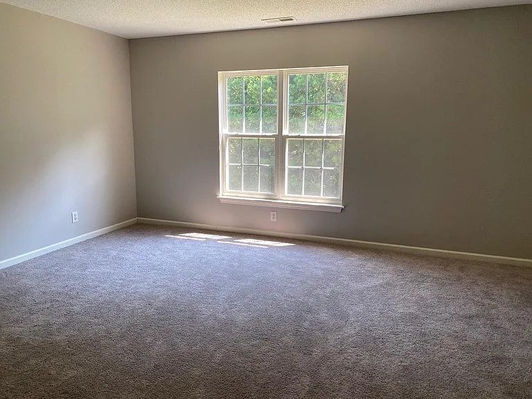 227 Intern Way — Photo 7