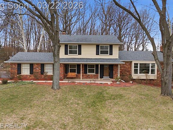 2nd image of 326 Shagbark Dr