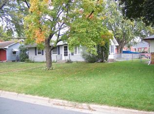 475 11th Ave NW, New Brighton, MN 55112