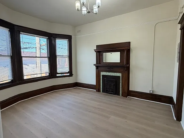 3 bed, 1.5 bath, 1057 sqft, $5,995 — Photo 1