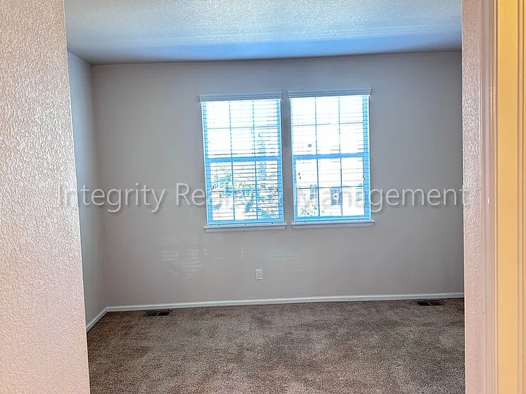 3762 Cadence Dr — Photo 22