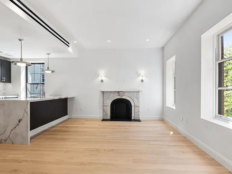 55 Christopher St #3 — Photo 6