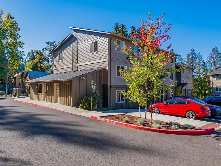 Harmona Heights Apartments — Photo 50