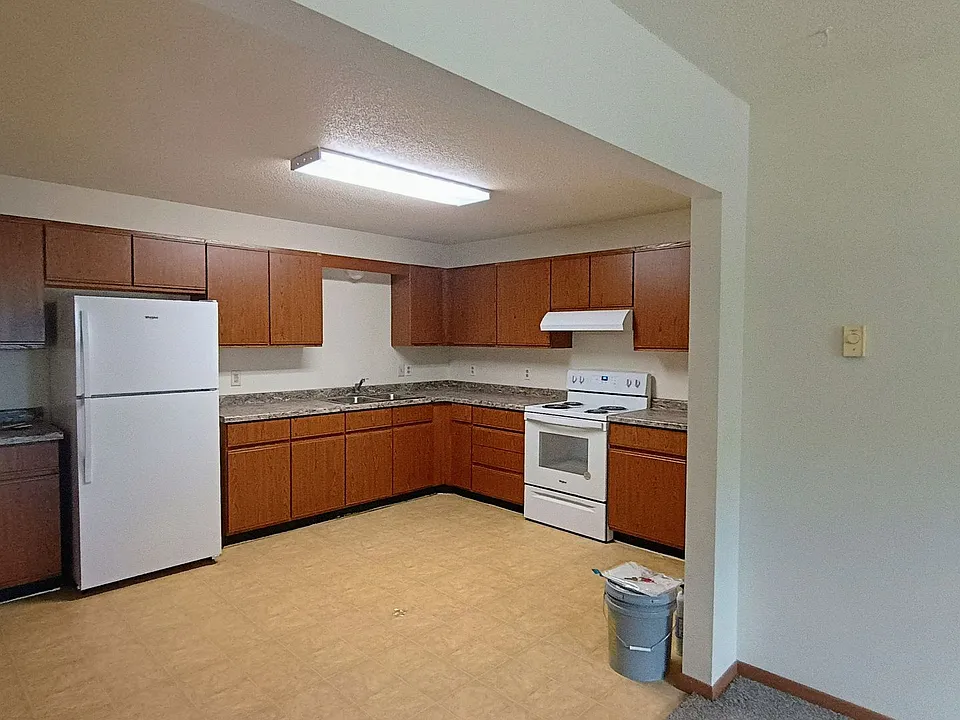 488 N Welco Dr #22