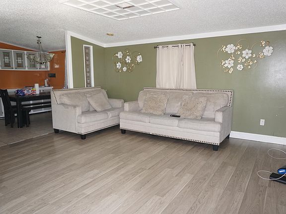 3rd image of 1175 Gardner Rd