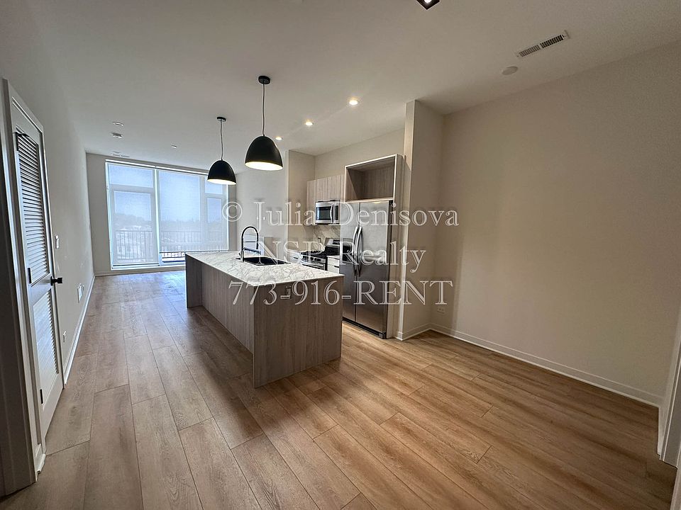 1st image of 6340-403 W Belmont Ave