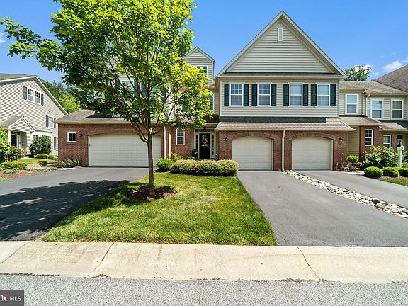 2nd image of 258 Deepdale Dr