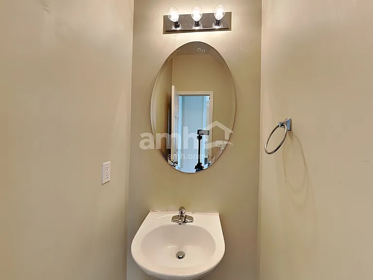 5711 Falkirk Ln — Photo 10