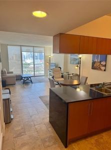 1750 N Bayshore Dr APT 2406, Miami, FL, 33132