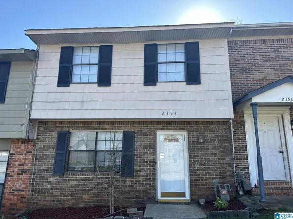2358 Grayson Valley Cir, Birmingham, AL 35235
