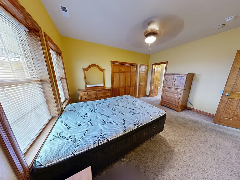 5205 S Croatan Hwy #7 — Photo 7