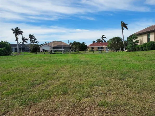 2200 Palm Tree Dr #26, Punta Gorda, FL 33950