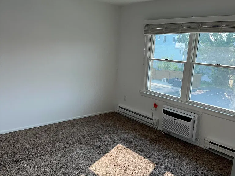 324 Shore Dr #B-8 — Photo 17