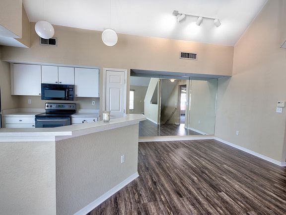 5th image of 9404 Lake Chase Island Way