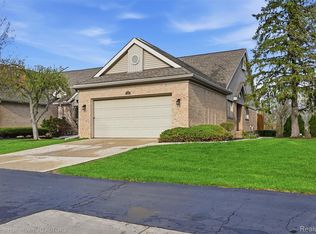 271 Edington Cir, Canton, MI 48187