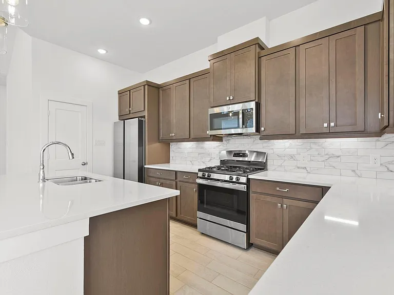 21118 Garden Palm Dr — Photo 19