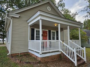 605 Round St, Woodruff, SC 29388