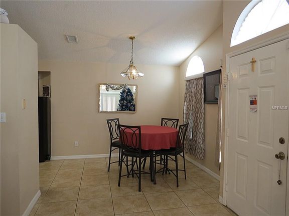 5th image of 2328 Harbor Town Dr