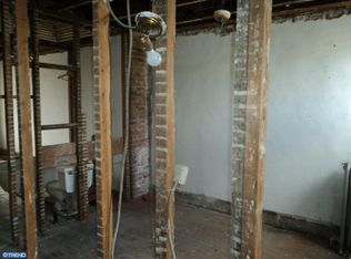 5242 Burton St, Philadelphia, PA 19124