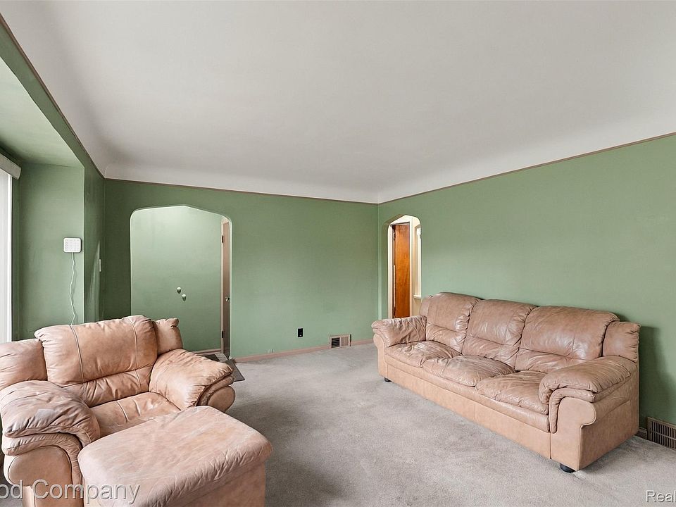 18307 Mark Twain St, photo 4