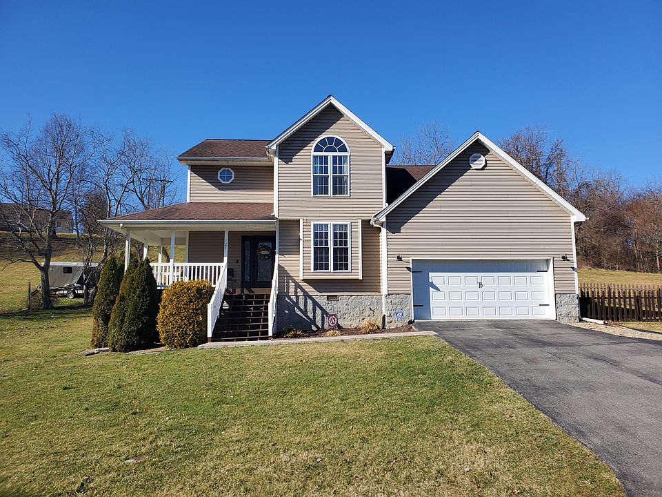 1st image of 125 Circle Dr