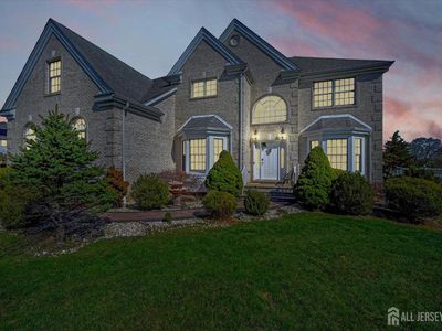 2 Eddie Ct, Dayton, NJ, 08810