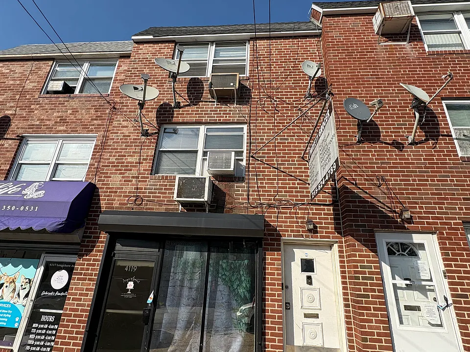 4119 Longshore Ave