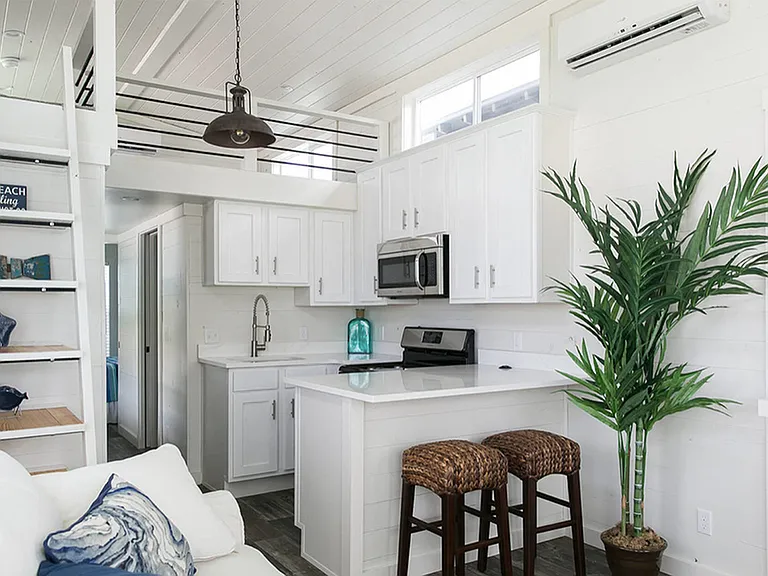 Alexander Kitchen