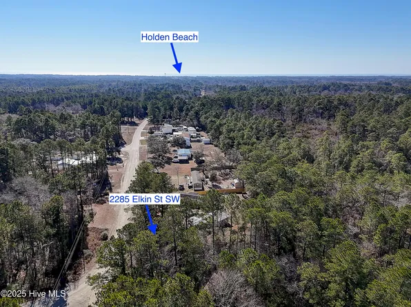 2285 Elkin Street SW, Supply, NC 28462
