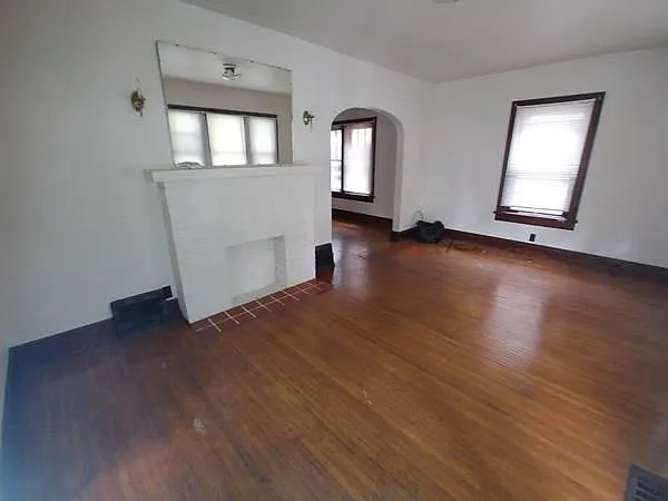 275 Helen Ave — Photo 3