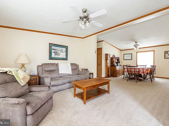 4th image of 687 Farmland Way