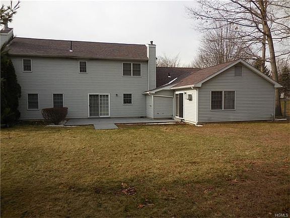 3rd image of 38 Rockwood Dr