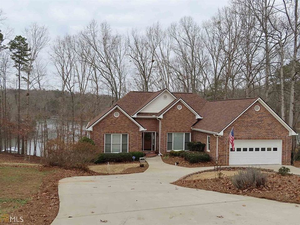 1st image of 8044 Beachwood Dr