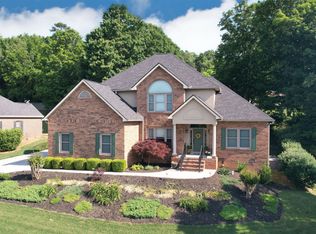 5432 Kesterbrooke Blvd, Knoxville, TN 37918