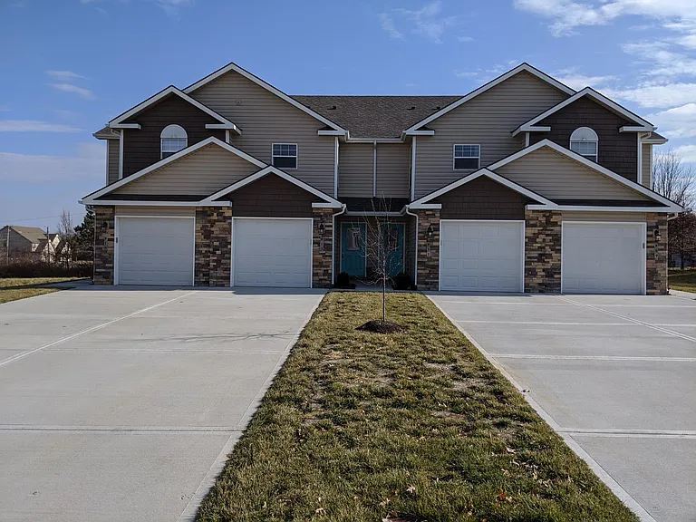 Brand new, beautiful town home just waiting for you to move in.