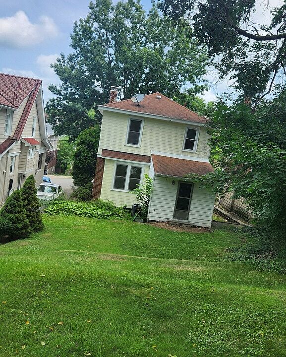 1st image of 35 Shady Dr W