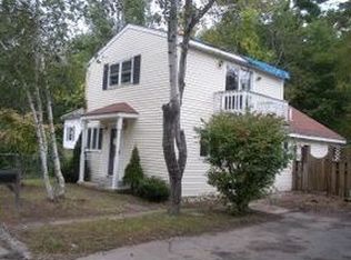 37 Groveland Ave, Manchester, NH 03104