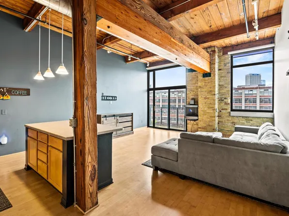 200 South Water STREET #307, Milwaukee, WI 53204