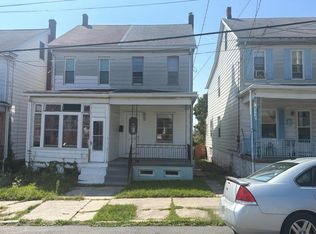 28 S 2nd St, Frackville, PA 17931
