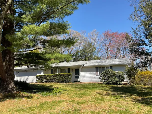 111 Alba Drive, Bristol, CT 06010