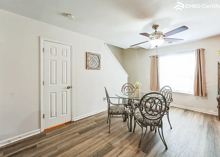 Dinning room and half bathroom